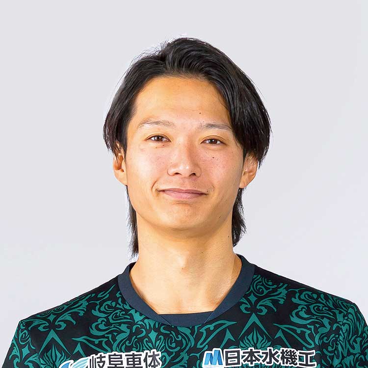 甲斐 健太郎