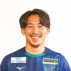 田向　泰輝
