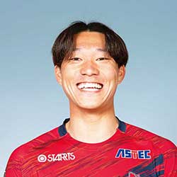 石田　侑資