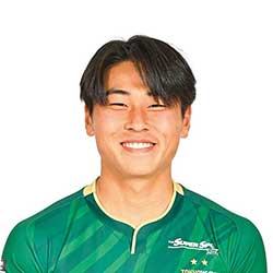 新井　悠太