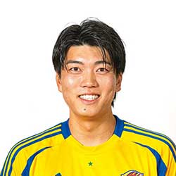 井上　詩音